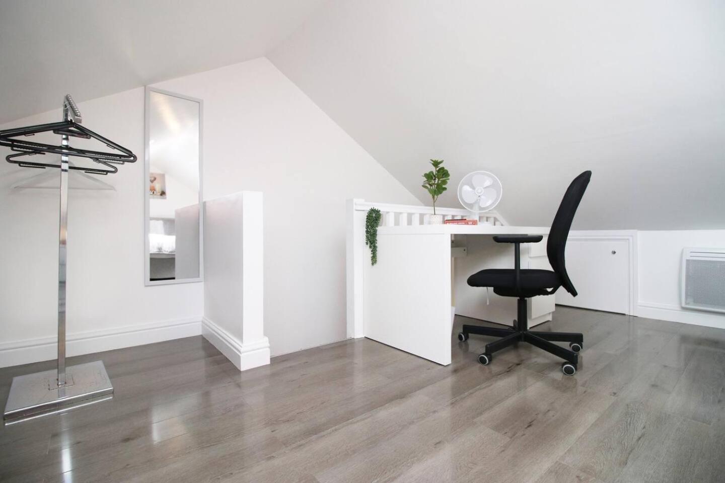 Modern Guesthouse, Fast Wi-Fi, Street Free Parking, Central, Fully Equipped Cardiff Exteriér fotografie