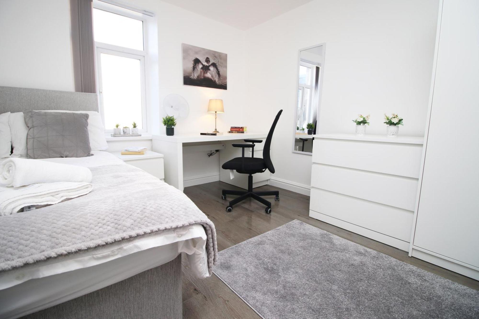 Modern Guesthouse, Fast Wi-Fi, Street Free Parking, Central, Fully Equipped Cardiff Exteriér fotografie